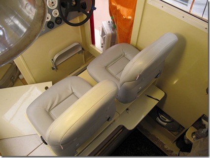 Pilot seats in normal position